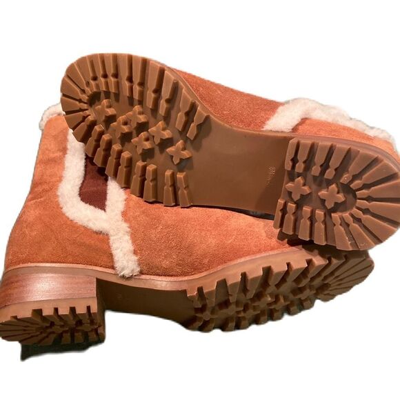 #514 TALBOTS Sherpa Lined Chelsea Ankle Boots - Picture 2 of 7